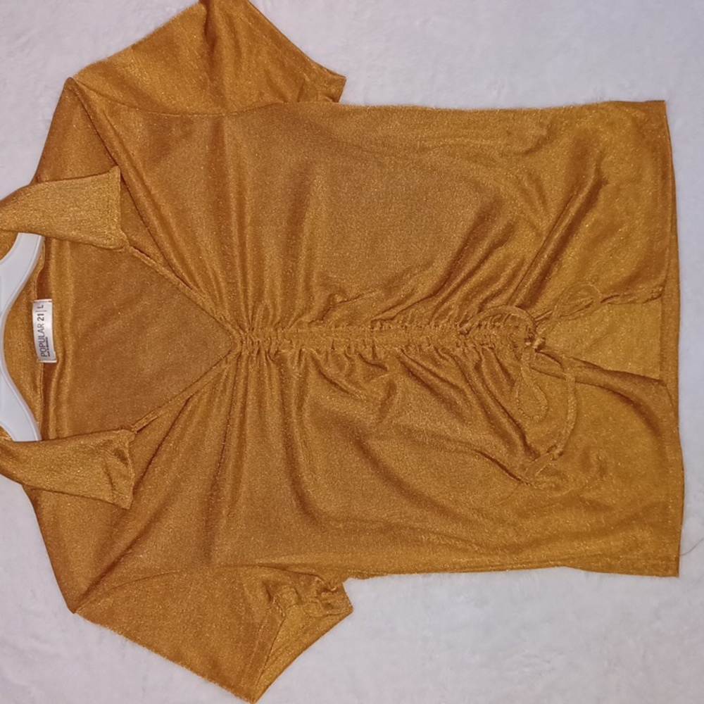 Large popular 21 golden drawstring top